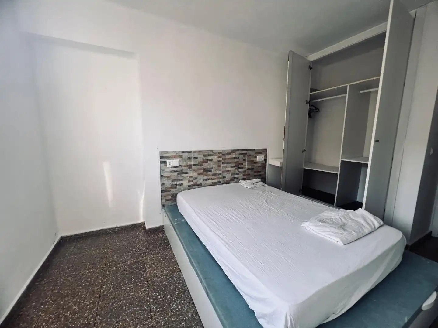 Habitación de Piso en venta en Valencia con Aire acondicionado