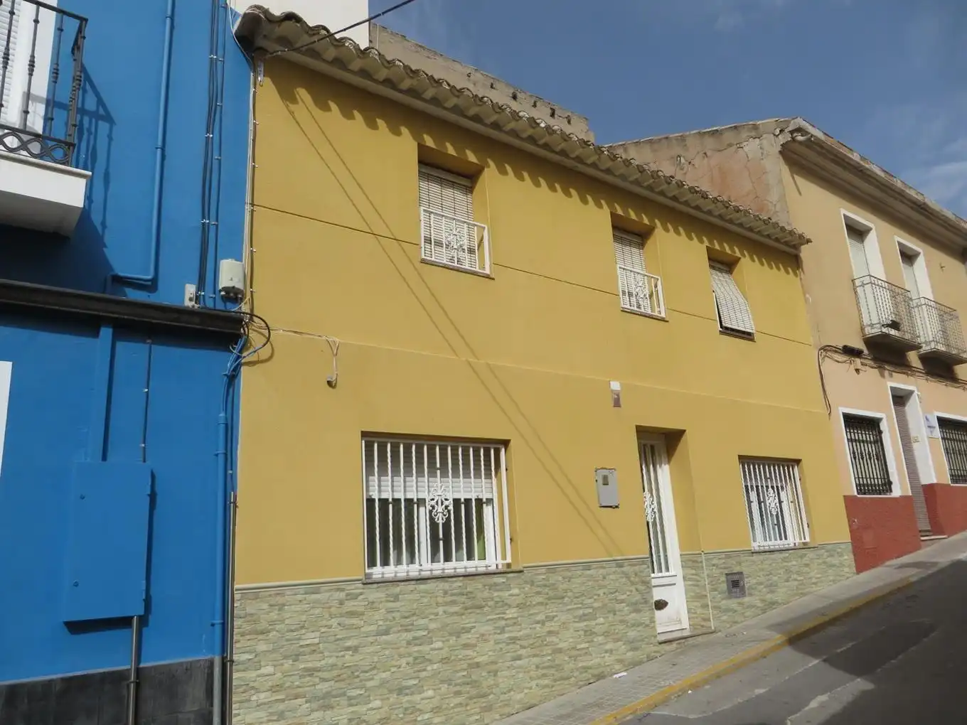 Vista exterior de Casa adosada en venta en Sax