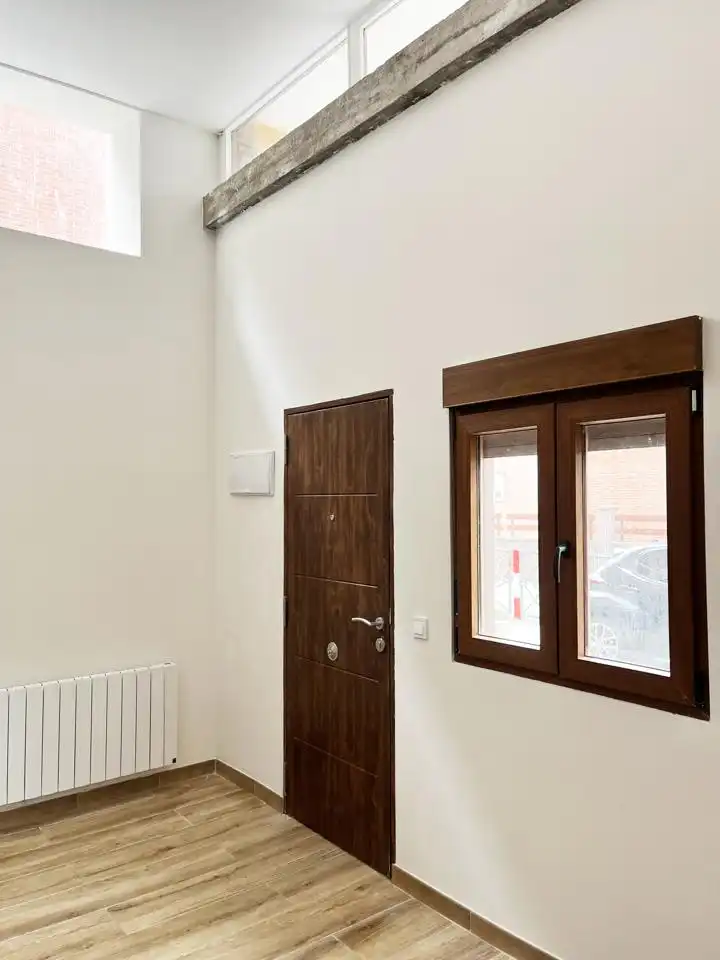 Planta baja en venta en Santander con Calefacción