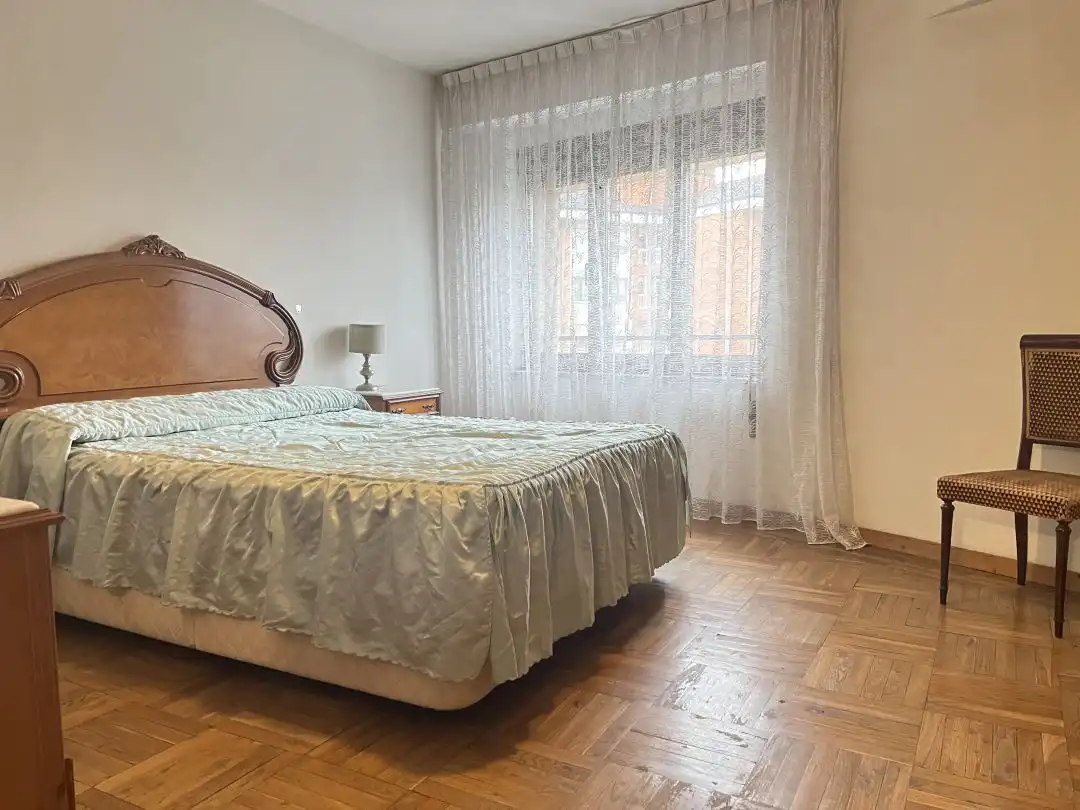 Piso en venta en Lugones