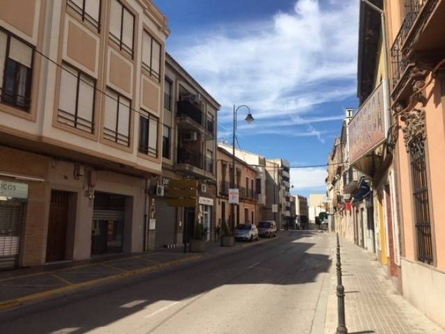 Local comercial en Alquiler en Massamagrell