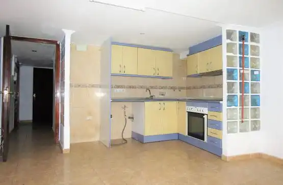 Piso en venta en ABAT ESCARRE PL.ENTRESUELO, 12, L'Arboç