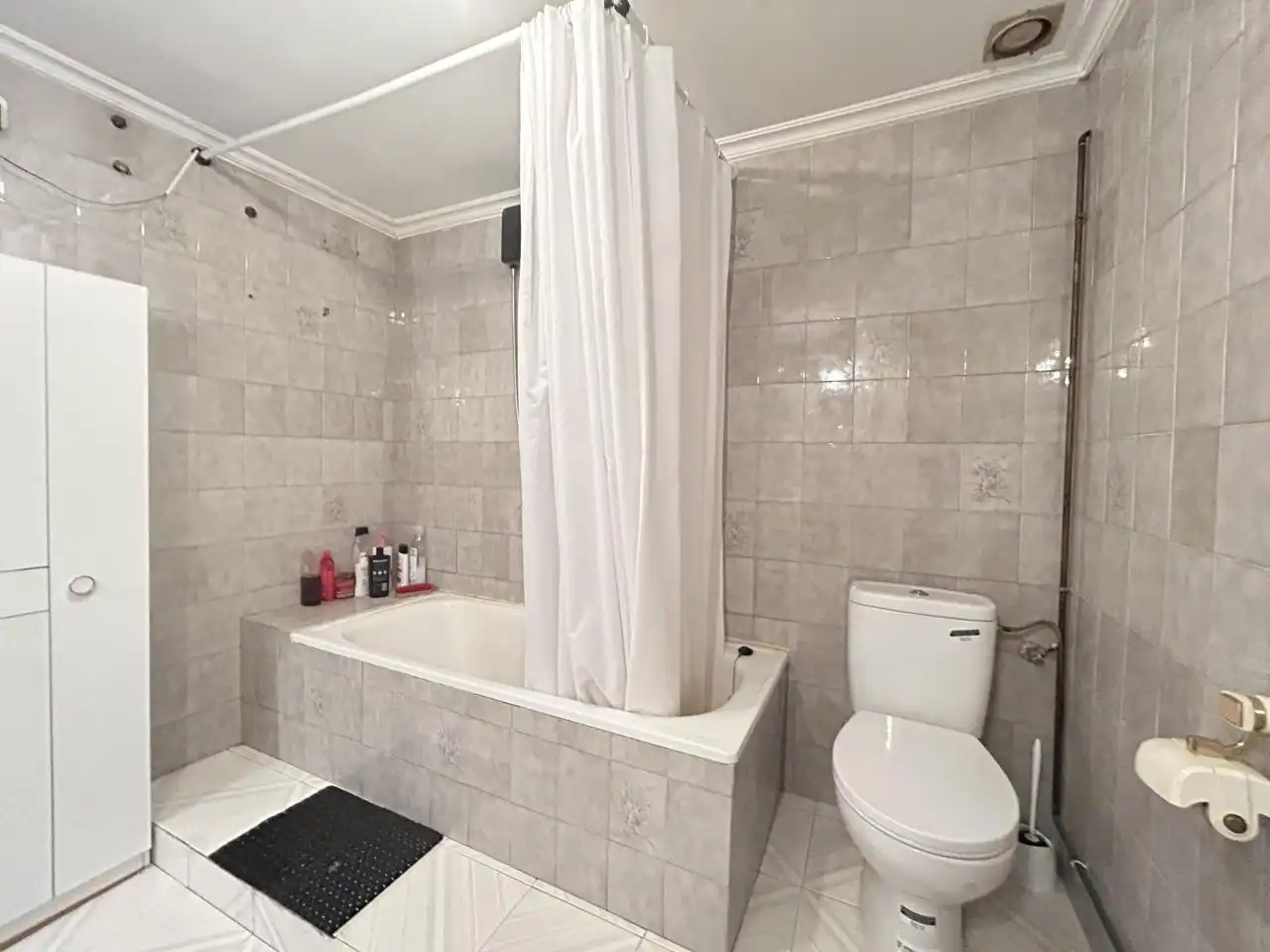 Badezimmer von Wohnung zum Verkauf in Tudela mit Klimaanlage, Heizung und Terrasse