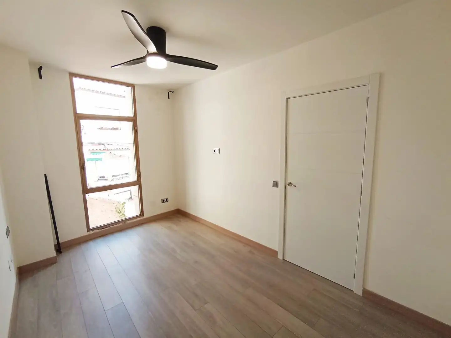 Flat for rent in Vall, Barri del Centre