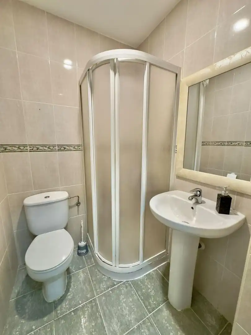 Baño de Piso en venta en Valdepeñas con Aire acondicionado, Calefacción y Balcón