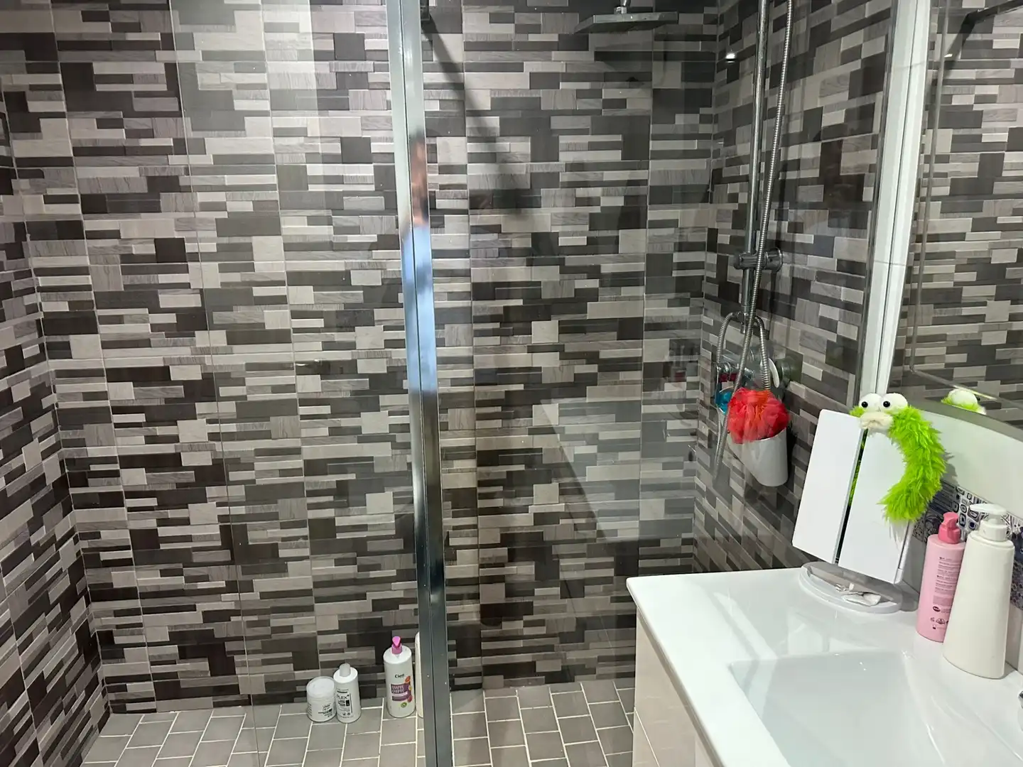 Baño de Piso en venta en Sevilla con Aire acondicionado y Amueblado