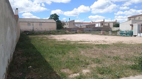 Solar urbano de 1.094 m2 en Alpera