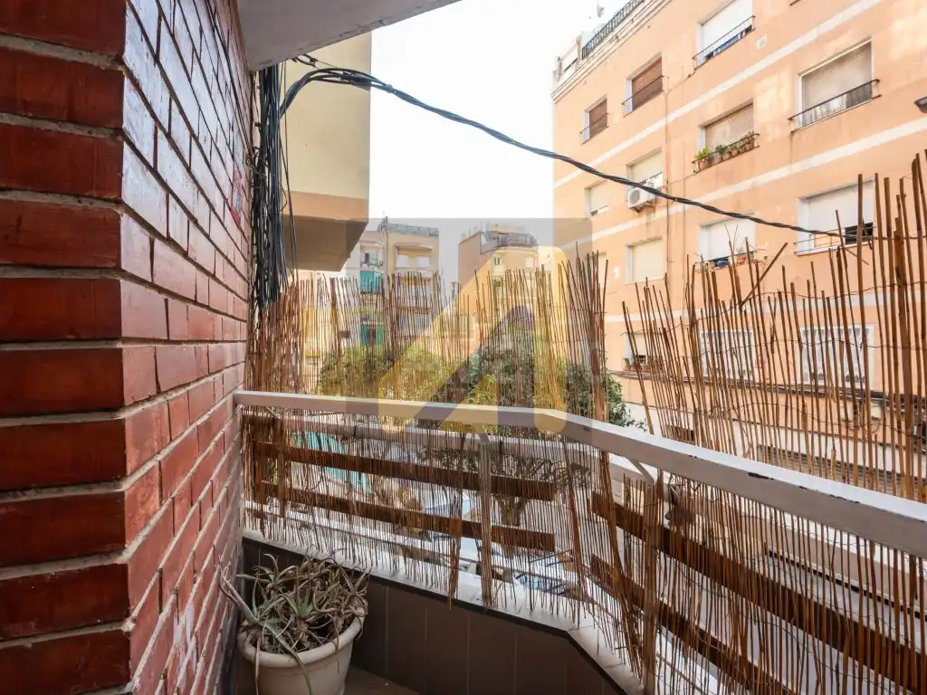 Terraza de Apartamento en venta en L'Hospitalet de Llobregat