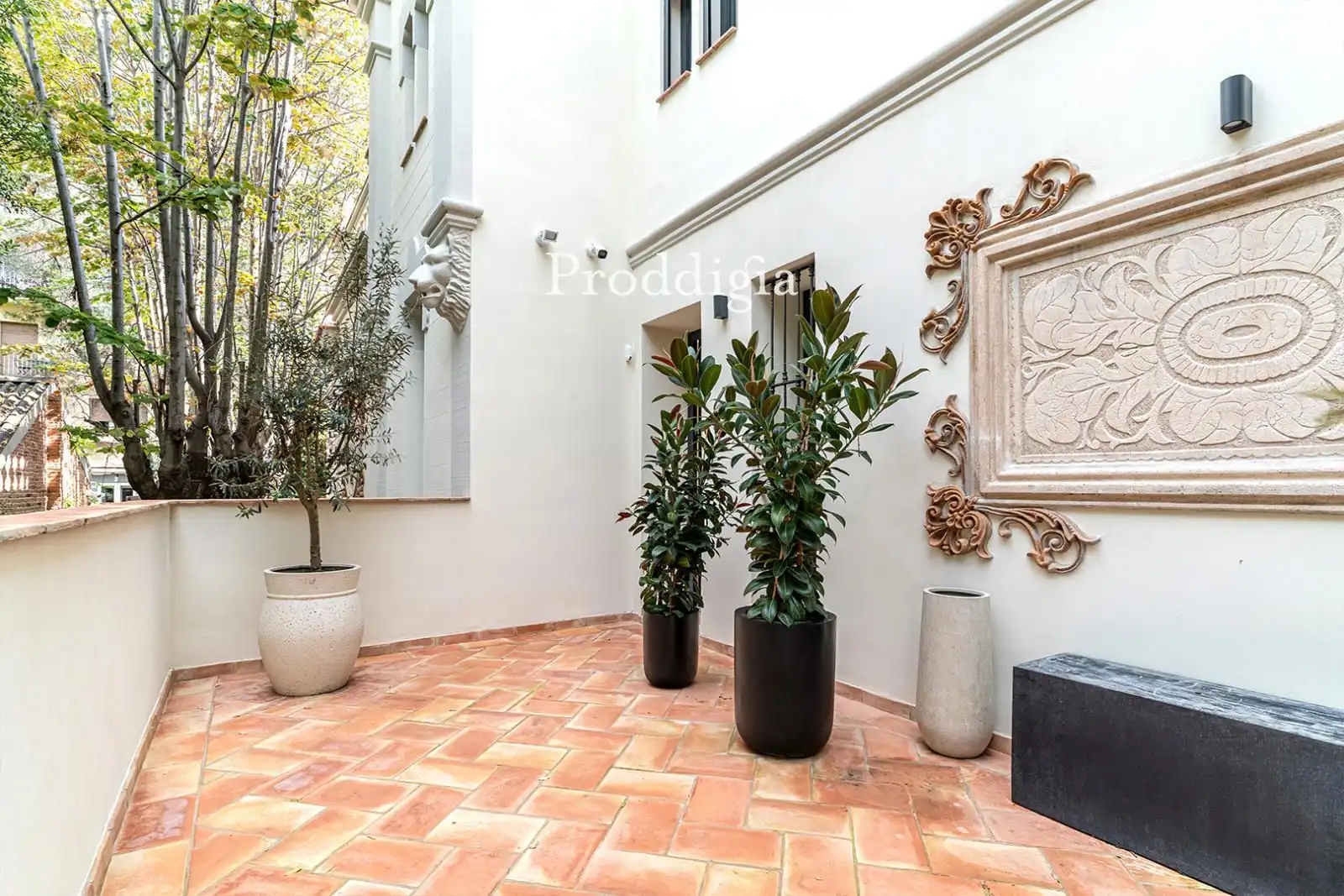 Terrassa de Casa o xalet en venda en Barcelona amb Aire condicionat, Calefacció i Jardí privat