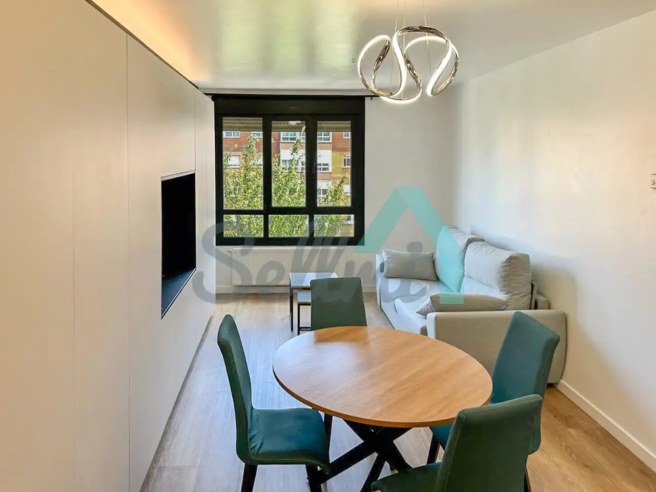 Flat for rent in Juan De Austria, Raíces