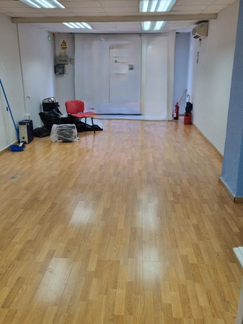 Premises for sale in  Barcelona Capital