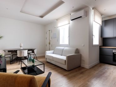 Wohnung mit Balkon zur Miete in Barrio de Salamanca