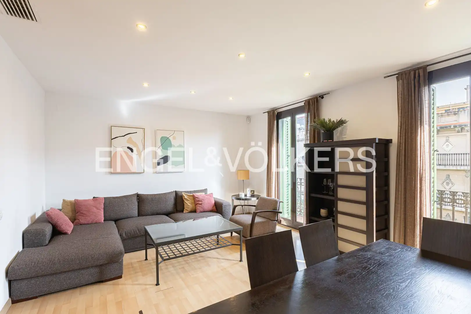 Vista exterior de Piso en venta en Barcelona con Aire acondicionado, Calefacción y Parquet