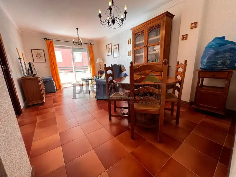 Sala de estar de Piso en venta en Punta Umbría con Terraza, Trastero y Amueblado