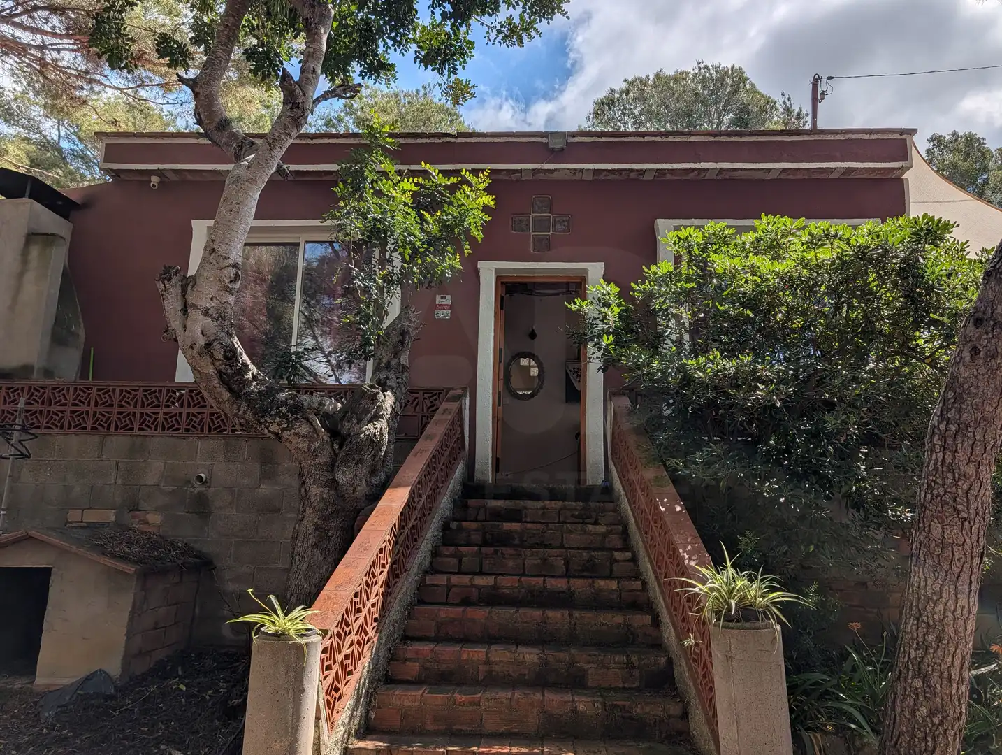 Exterior view of Houses for sale in Vilanova i la Geltrú  with Heating, Terrace and Swimming Pool