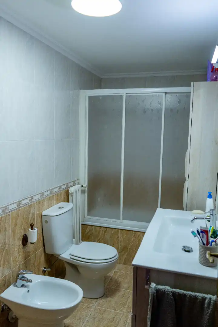 Bany de Pis en venda en Zaragoza amb Aire condicionat, Calefacció i Forn