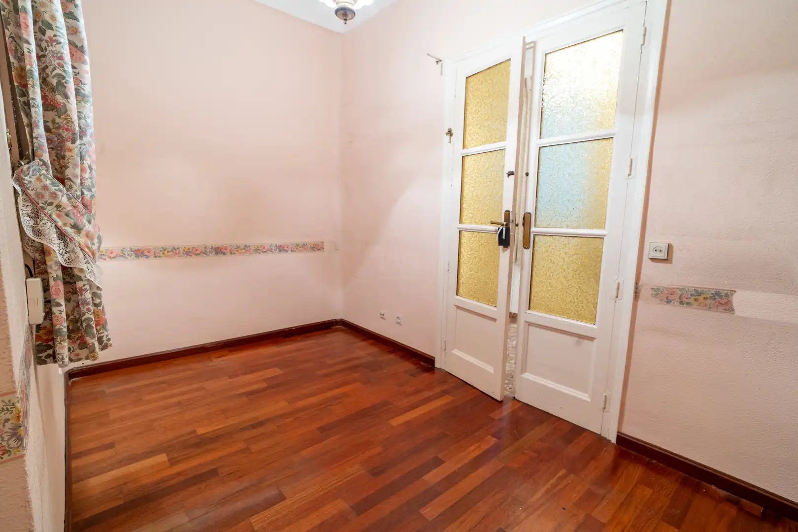 Piso en venta en Madrid con Calefacción y Terraza