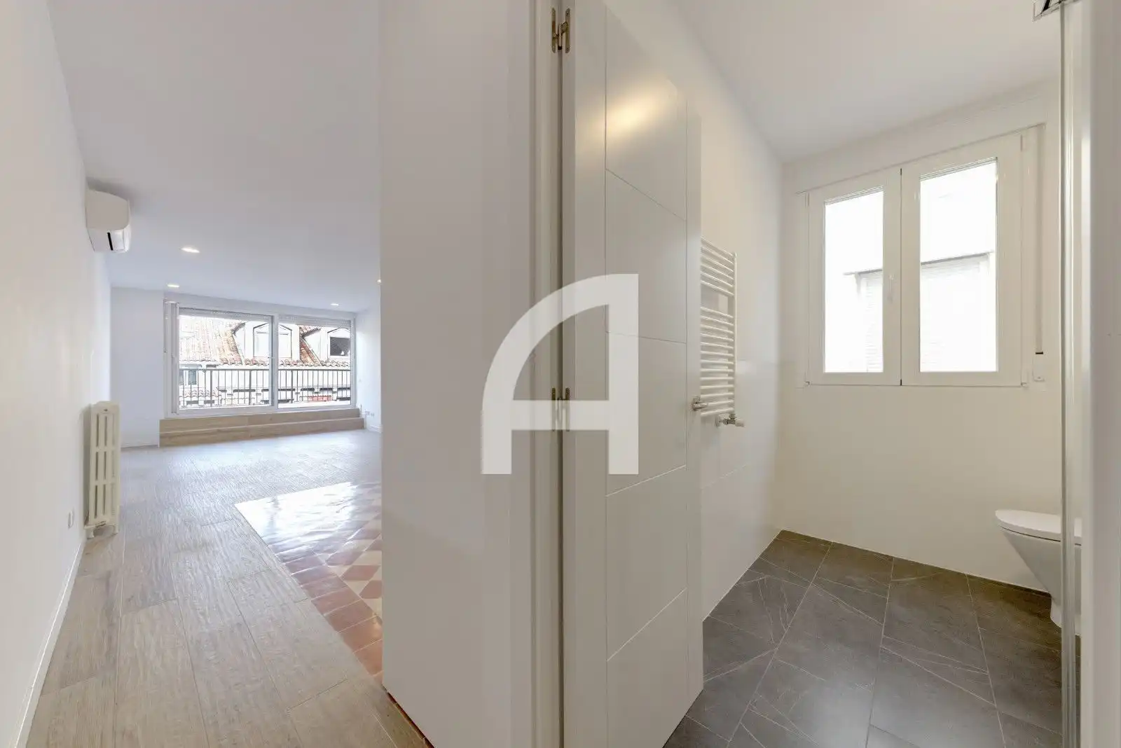 Dachboden zur Miete in Madrid mit Klimaanlage, Heizung und Terrasse