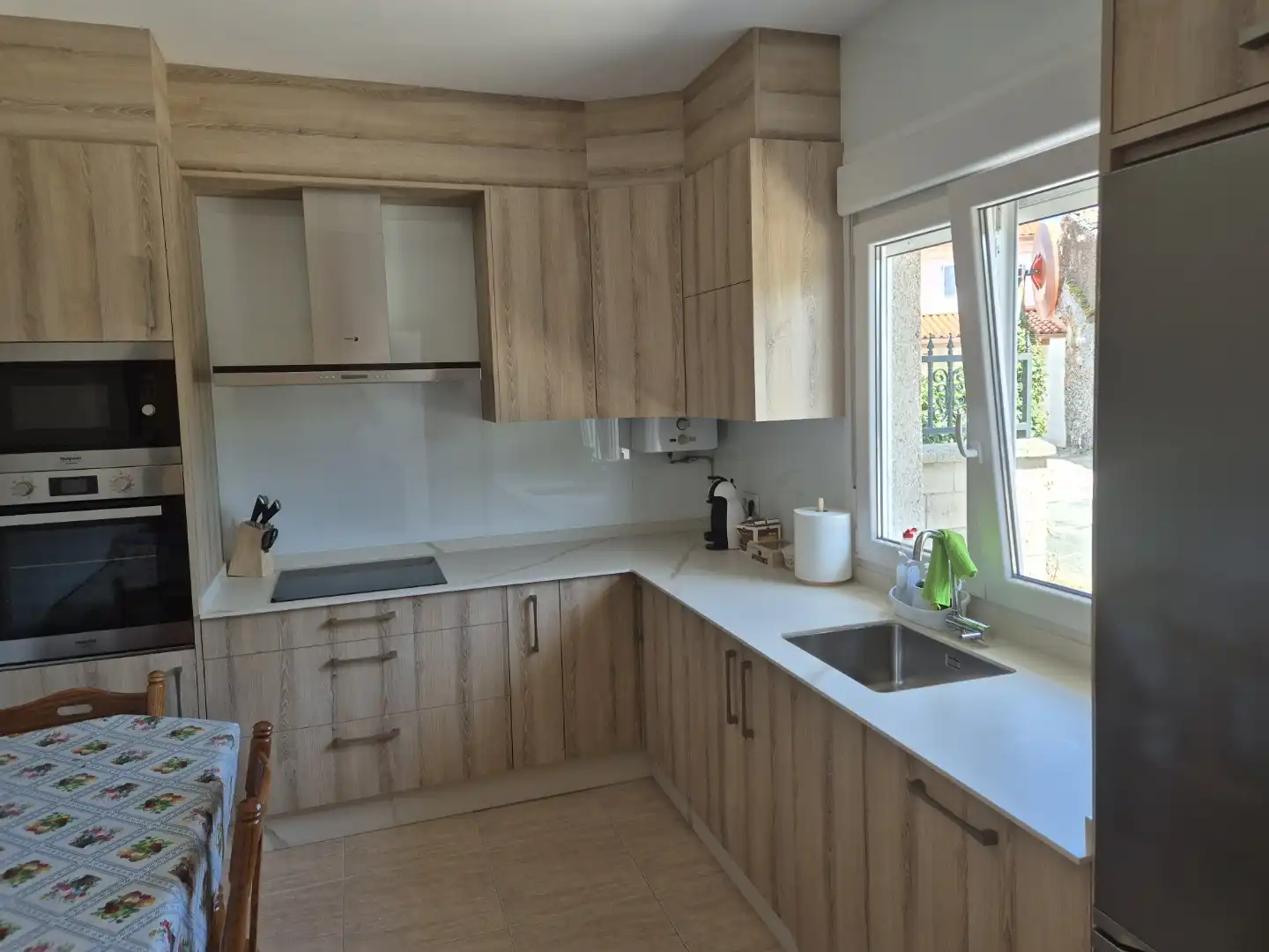 Kitchen of Houses for rent in Carballo  with Private garden, Parquet flooring and Storage room