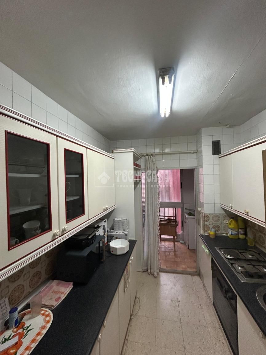 Kitchen of Flat for rent in  Granada Capital