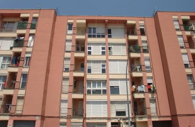 Piso en Venta en C/ Torras i Bages en Centre