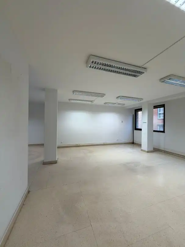 Oficina en venta en La Calzada