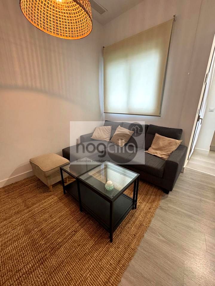 Living room of Planta baja for sale in  Sevilla Capital  with Air Conditioner and Community pool