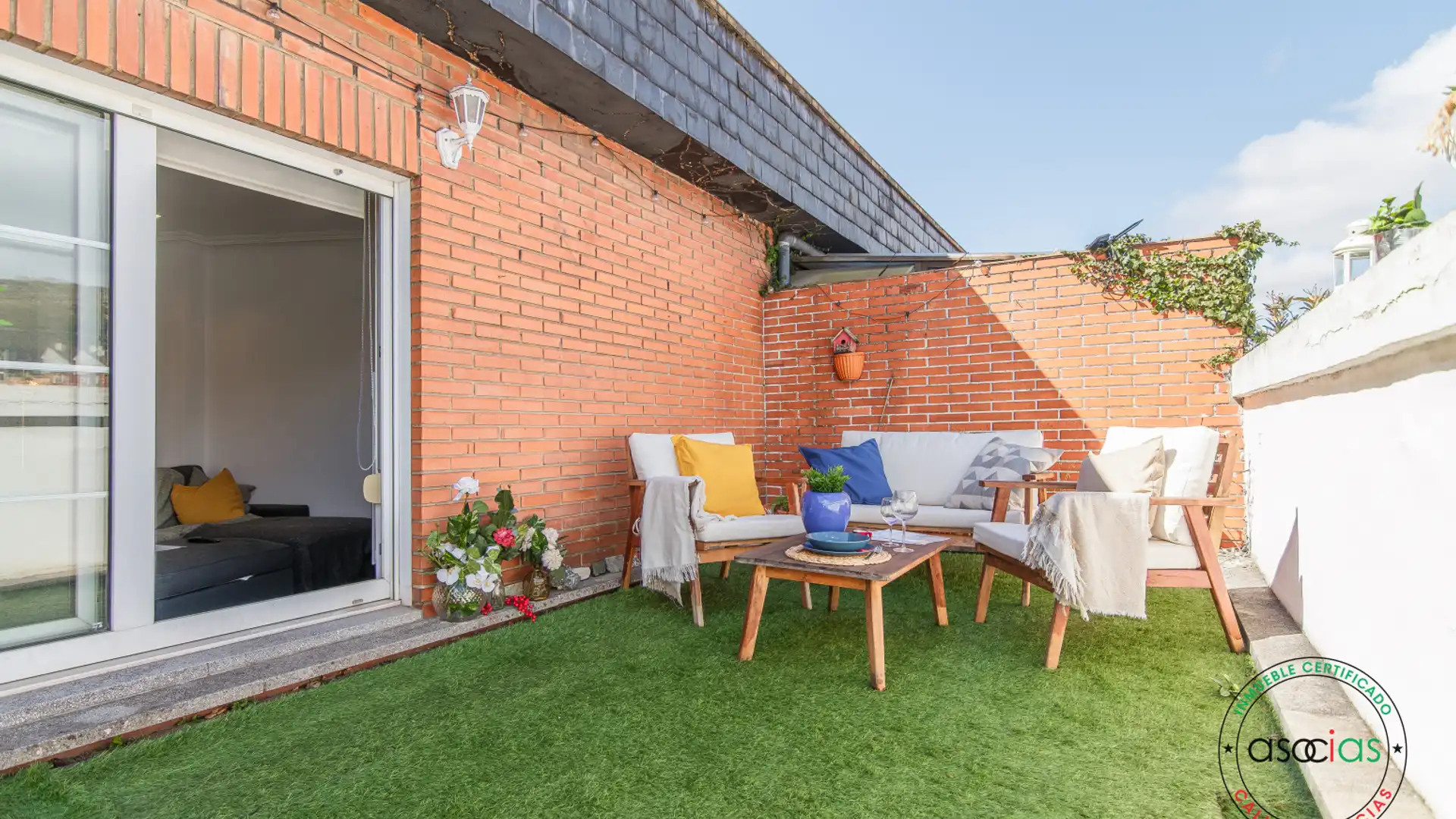 Terraza de Ático en venta en Oviedo  con Calefacción, Parquet y Terraza