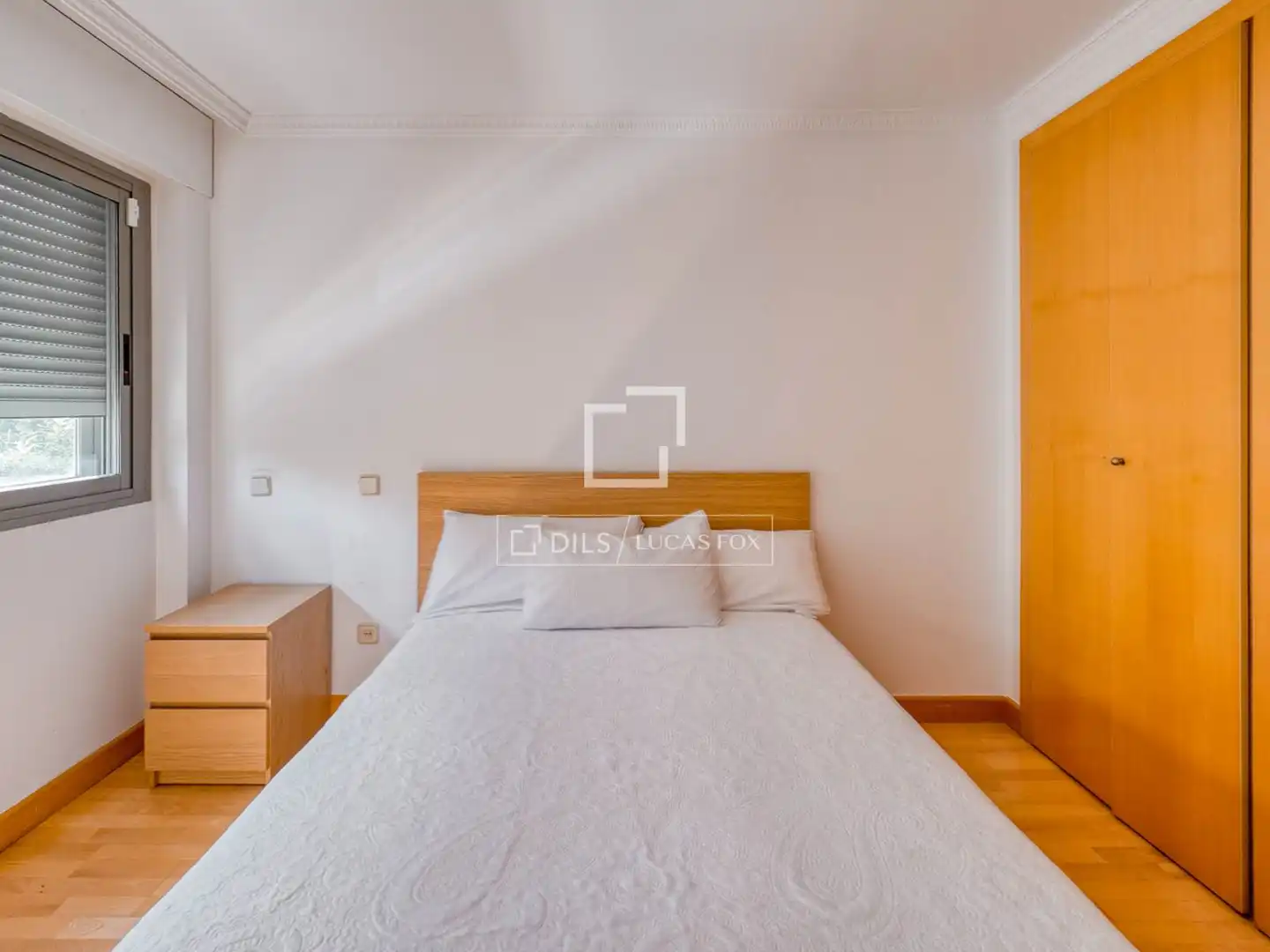 Dormitori de Casa o xalet en venda en Madrid amb Aire condicionat, Calefacció i Jardí privat