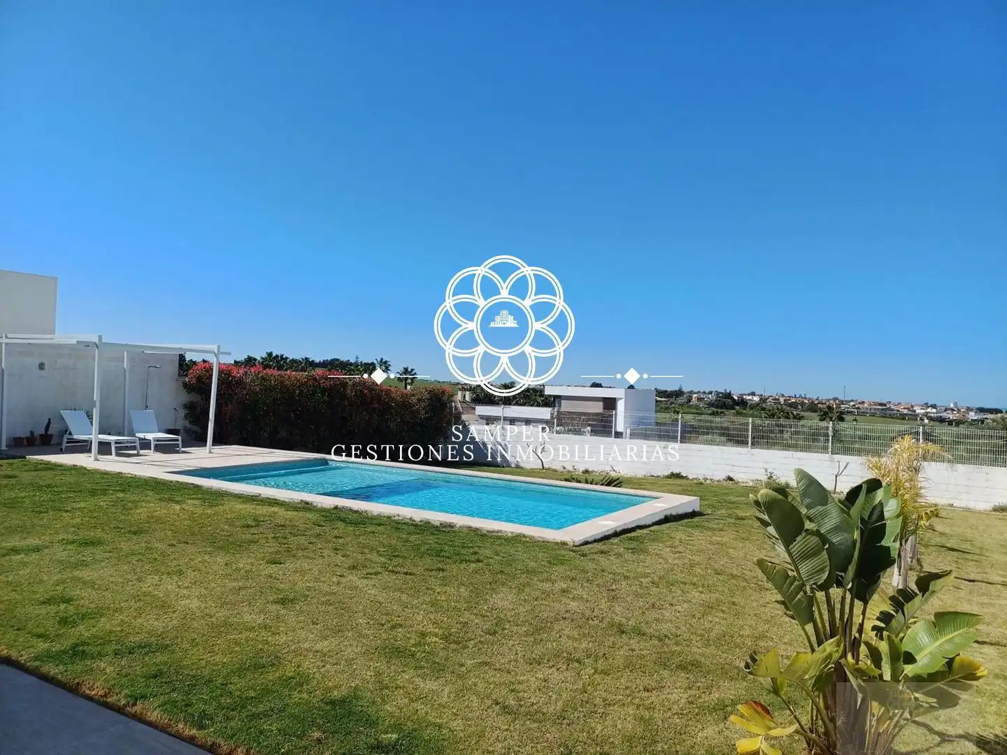 Houses for sale in Sanlúcar de Barrameda  with Swimming Pool