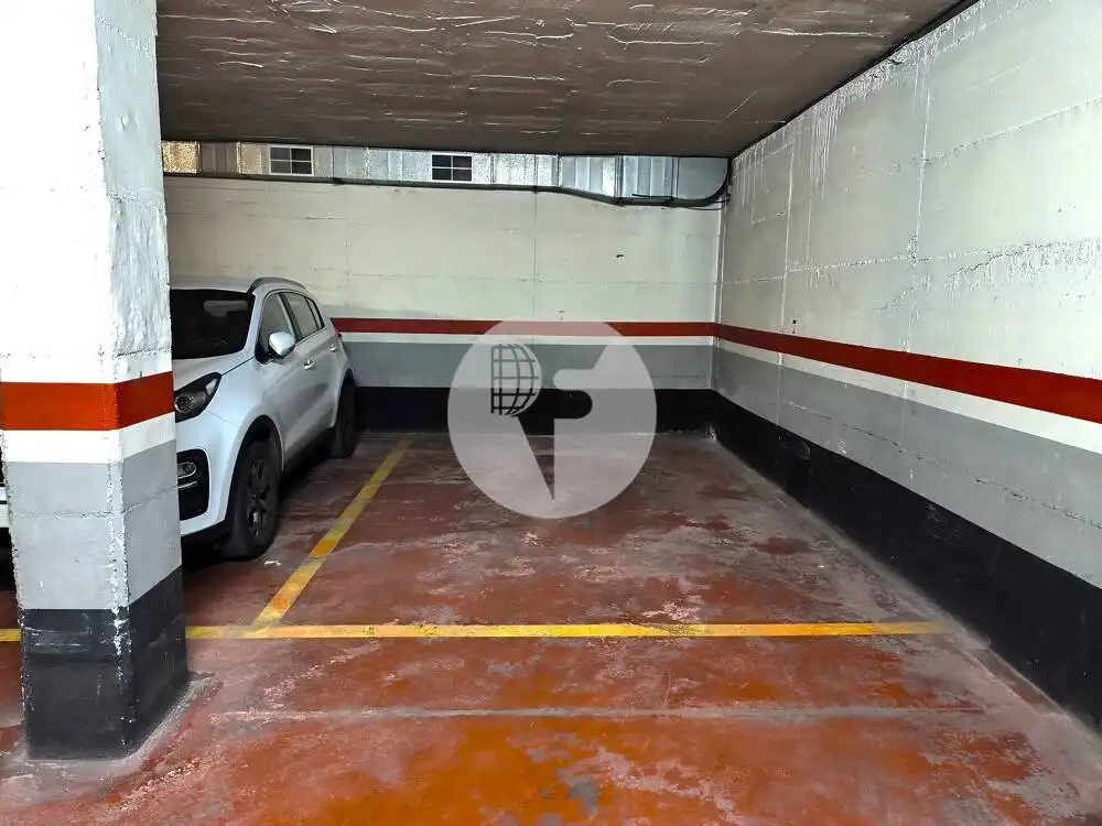 Parking à vendre à Centre