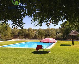 Schwimmbecken von Country house zum verkauf in Posadas mit Klimaanlage und Schwimmbad