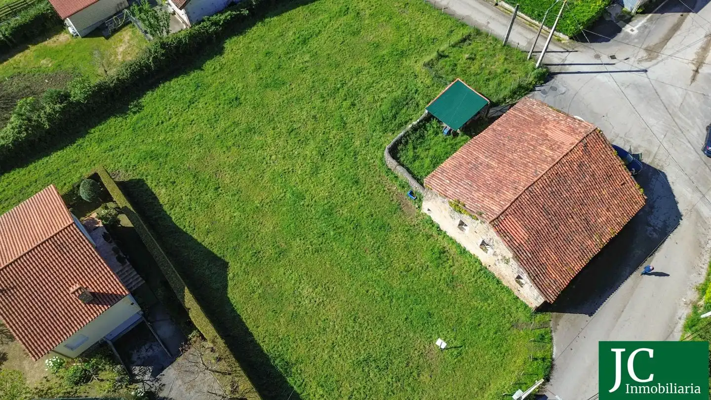 Casa rústica amb jardí en venda a Hazas de Cesto, imagen 2