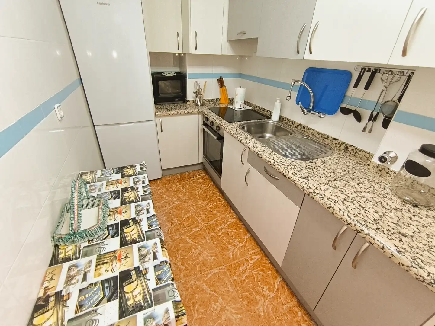 Cocina de Piso de alquiler en Palencia con Calefacción, Parquet y Terraza