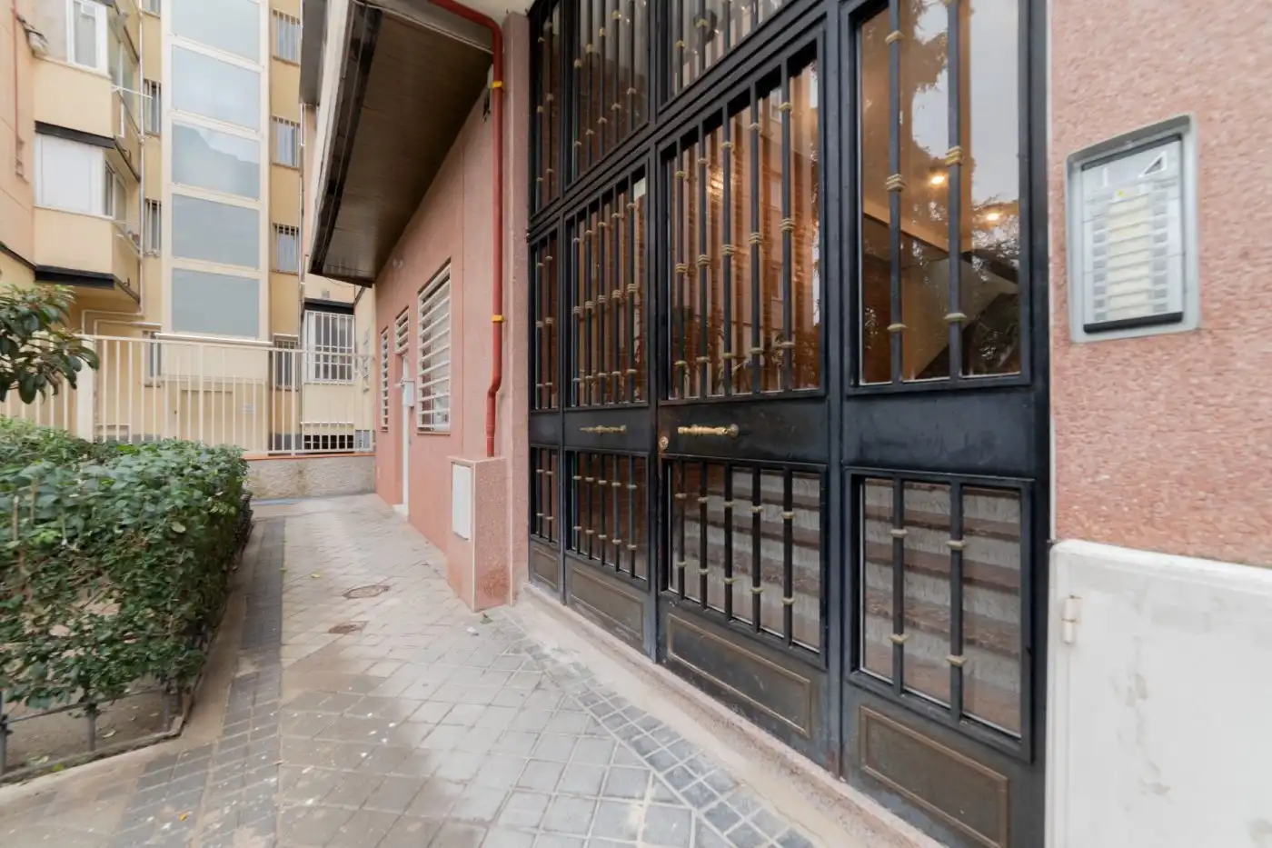 Exterior view of Flat for rent in Hortaleza