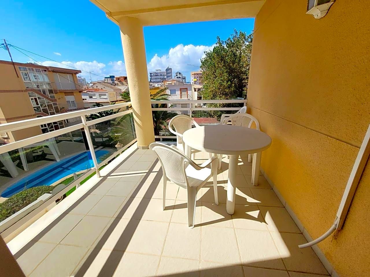Terrassa de Apartament de lloguer en Gandia amb Aire condicionat, Terrassa i Moblat