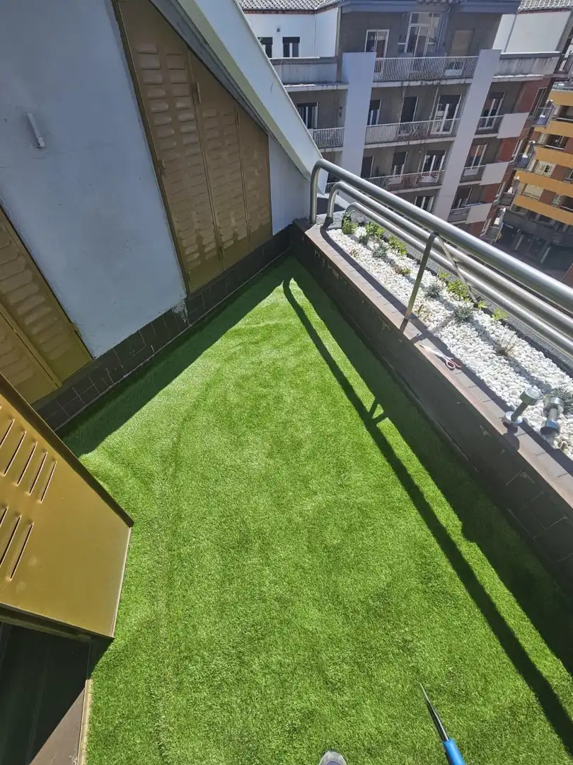 Terrasse von Dachboden zur Miete in León Capital  mit Heizung, Terrasse und Möbliert