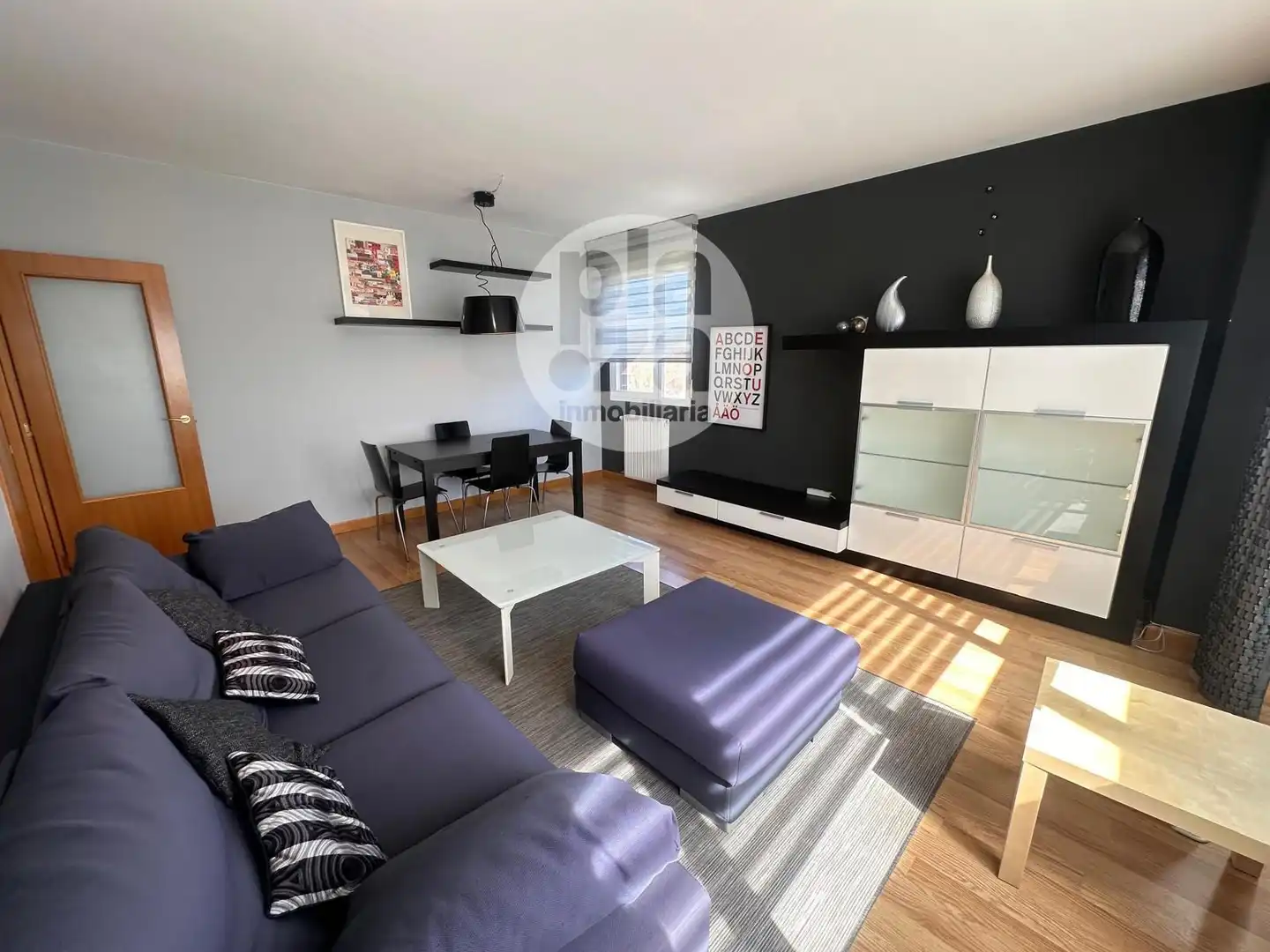 Living room of Flat for sale in Burgos  with Heating, Storage room and Furnished