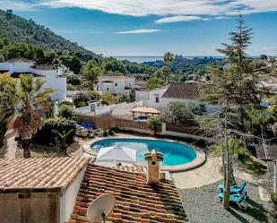 Vista exterior de Finca rústica en venda en Moraira amb Aire condicionat, Calefacció i Jardí privat