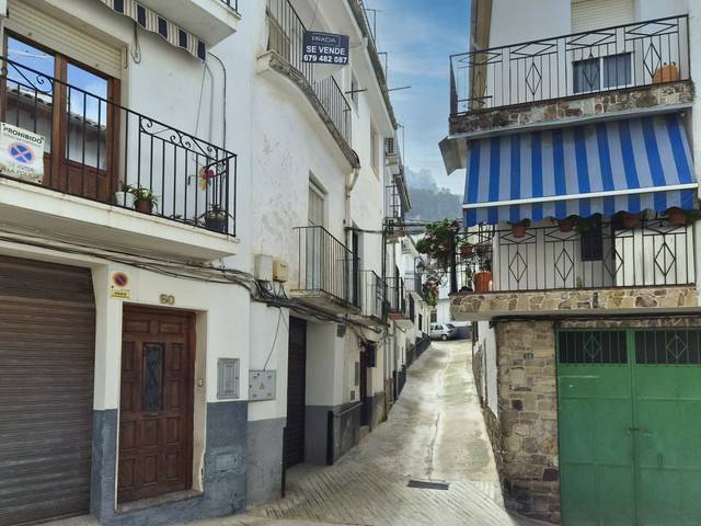 Casa-chalet en Venta en Calle Torre Baja en Cazorla