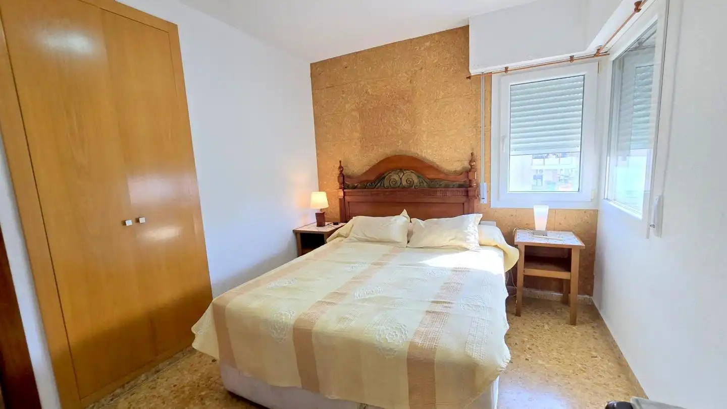 Habitación de Apartamento en venta en Gandia con Aire acondicionado, Terraza y Amueblado