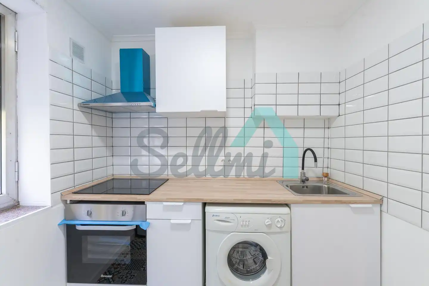Cocina de Planta baja en venta en Mieres (Asturias) con Calefacción, Trastero y Amueblado