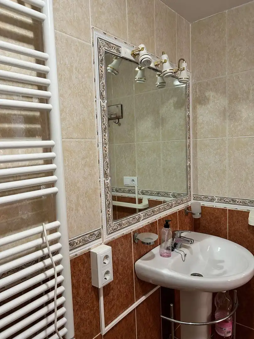 Badezimmer von Wohnung zum Verkauf in Torrevieja mit Klimaanlage, Heizung und Privatgarten
