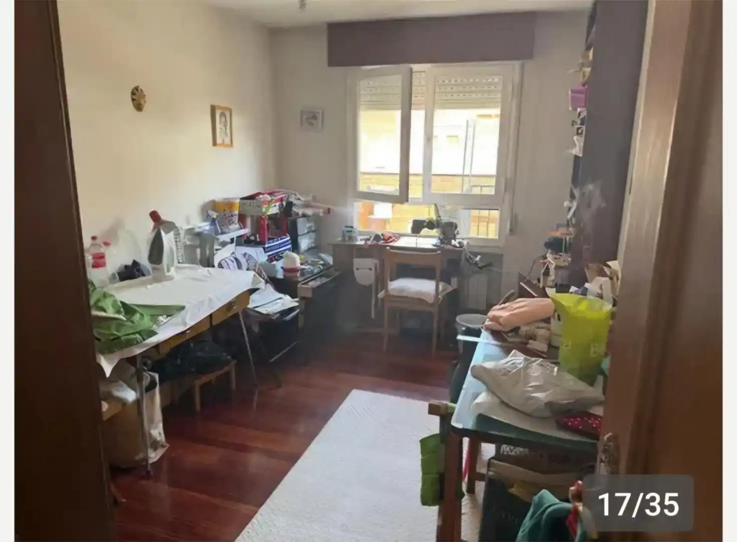 Casa adosada en venta en León Capital  con Balcón
