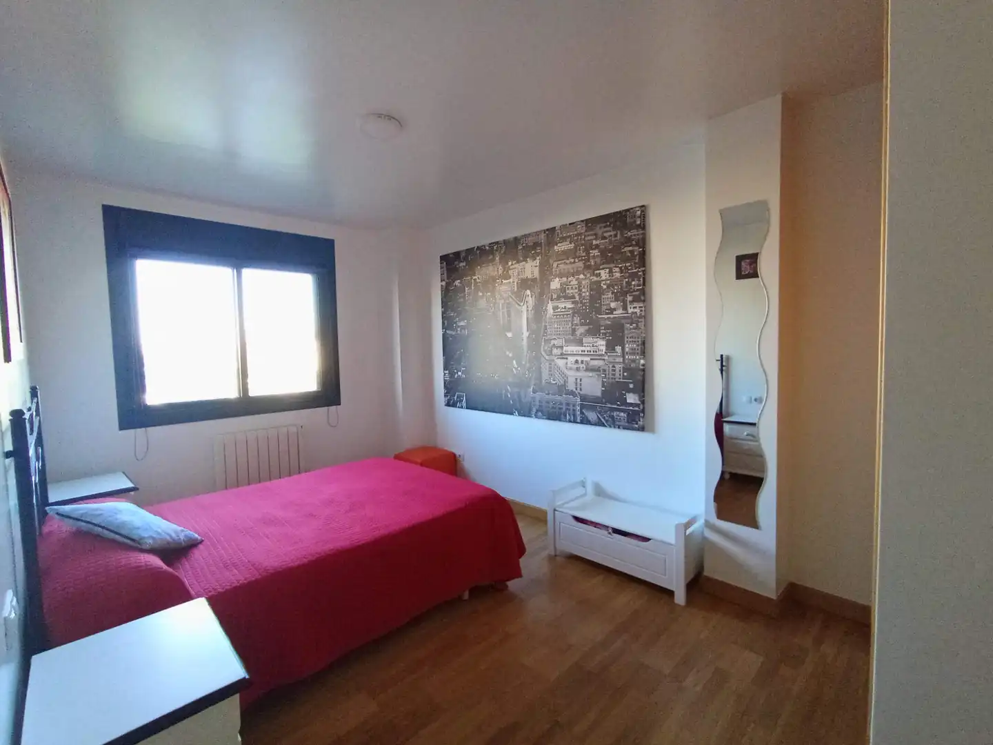 Dormitori de Apartament en venda en A Illa de Arousa  amb Calefacció, Parquet i Traster