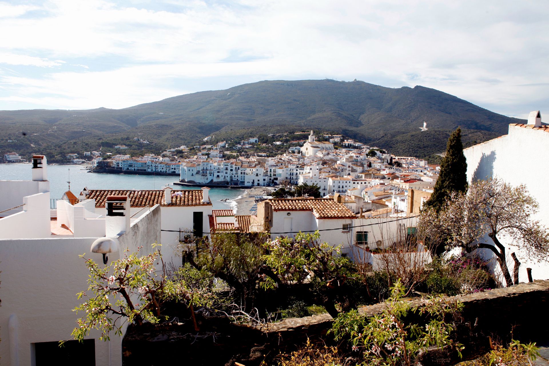 Vista exterior de Dúplex en venda en Cadaqués amb Terrassa