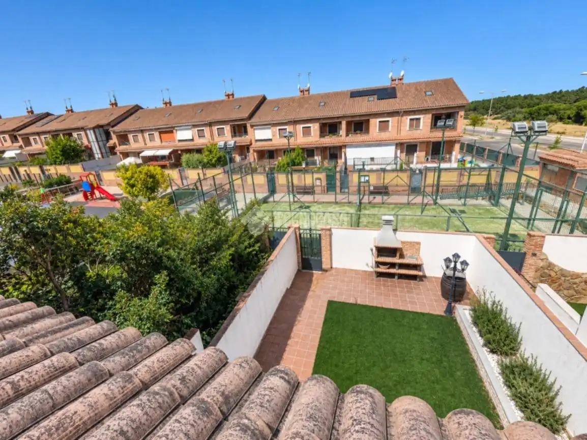 Semi-detached house with pool for sale in La Dehesa - El Pinar, imagen 29