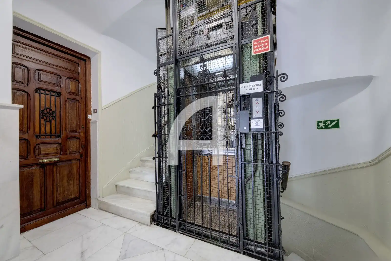 Wohnung zum Verkauf in Madrid mit Klimaanlage, Heizung und Terrasse