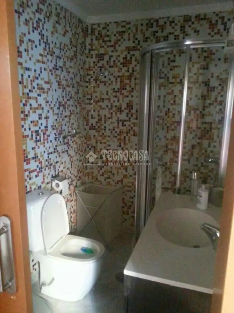 Bathroom of Flat for sale in Sevilla