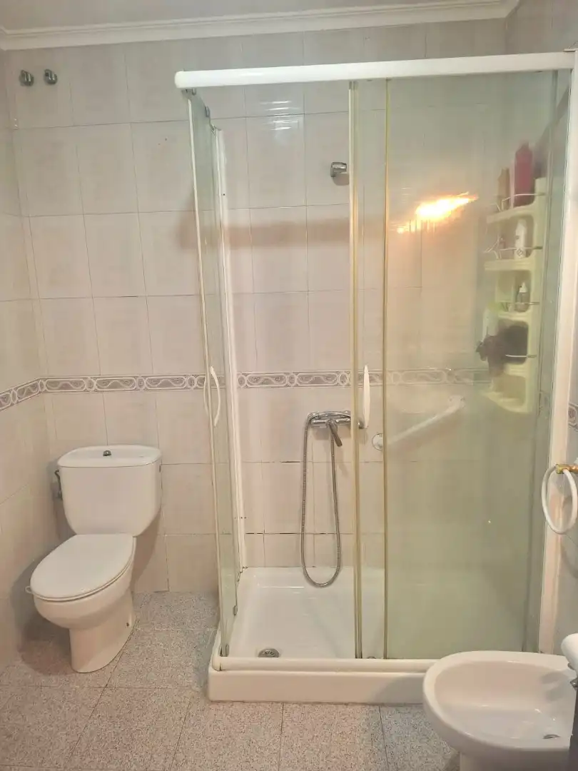 Baño de Casa o chalet en venta en Alicante / Alacant con Aire acondicionado, Calefacción y Terraza